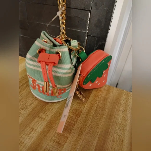 Juicy Couture NWT Strawberry 2 Piece Wristlet Set - Picture 3 of 8